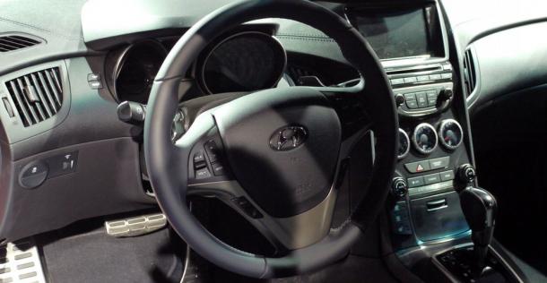 Hyundai Genesis Coupe po liftingu - Detroit Auto Show 2012