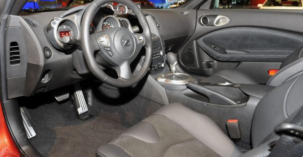 Nissan 370Z 2013 - Chicago Auto Show 2012