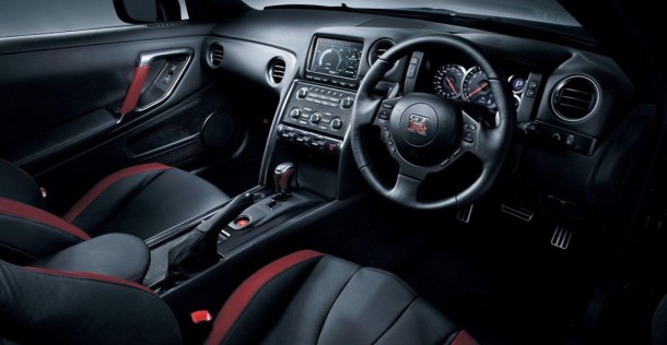 Nowy Nissan GT-R - model 2012