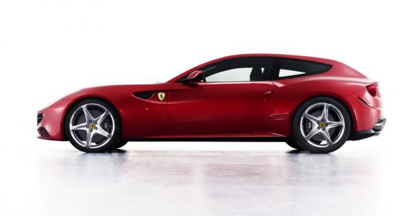 Ferrari FF - seryjny model